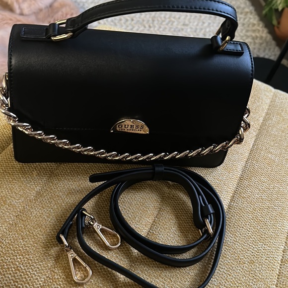 GUESS leather bag - BRAND NEW - never used - Picture 4 of 4